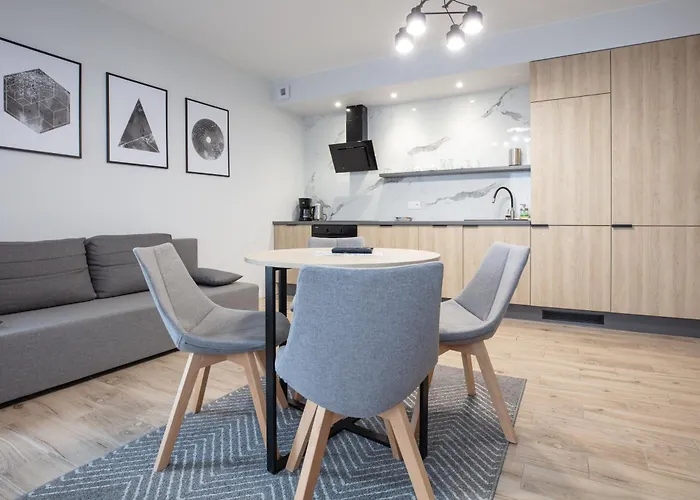 Baltic Seaside Towers * غدانسك