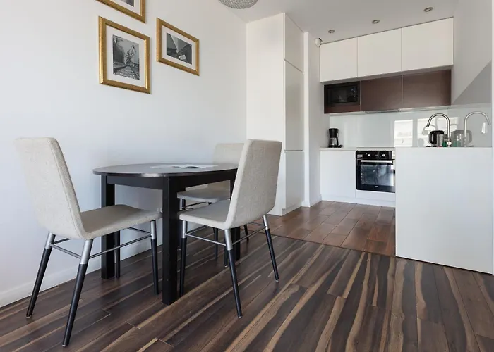 Baltic Seaside Towers غدانسك